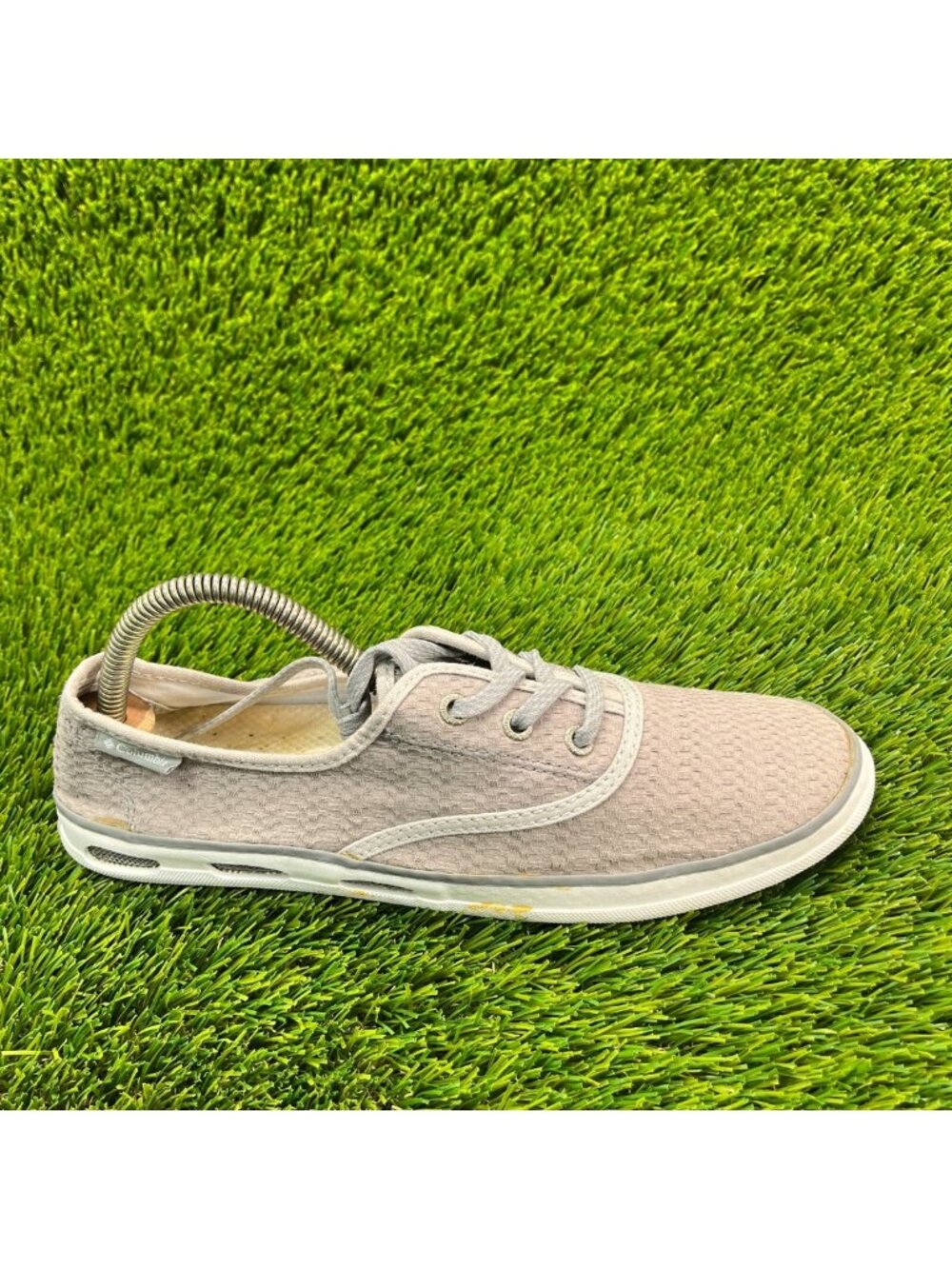 Columbia Vulc N Vent Womens Size 9.5‎ Gray White Casual Walking Shoes Flats